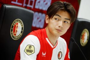 japanese-soccer-player-ayase-ueda-during-his-440nw-14043840d