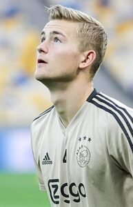 Matthijs_de_Ligt_2018
